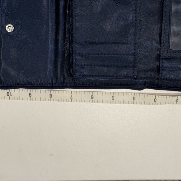 Vera Bradley Fabric Polka Dot Wallet NEW - Picture 5 of 7